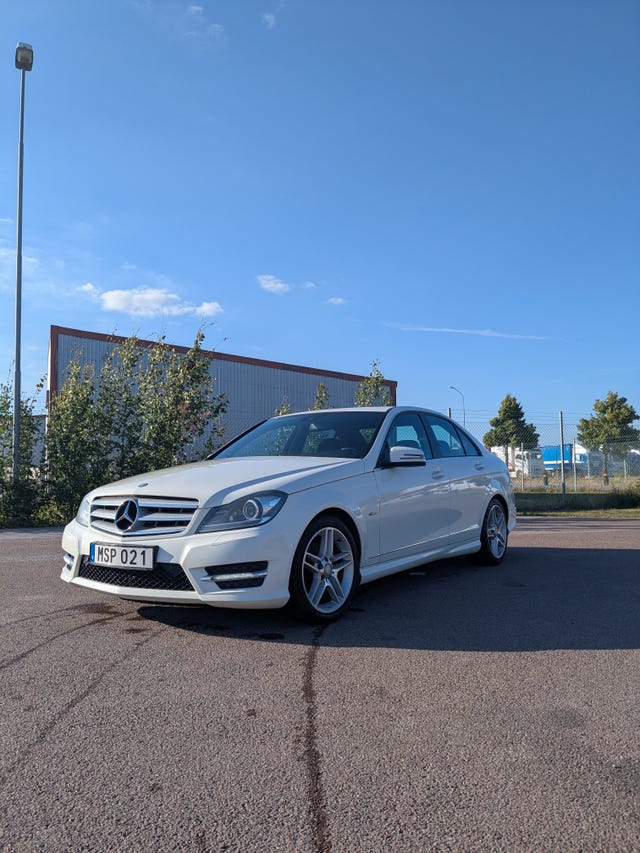 Mercedes-Benz C220 2012