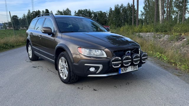 Volvo XC70 2014