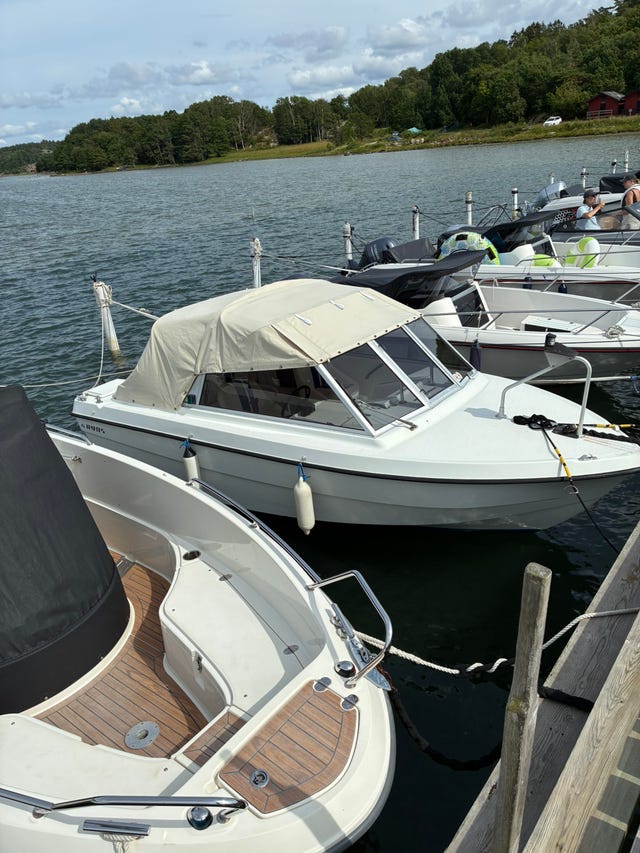 Ryds 530 DC – Yamaha 80 hk – ca 30 knop