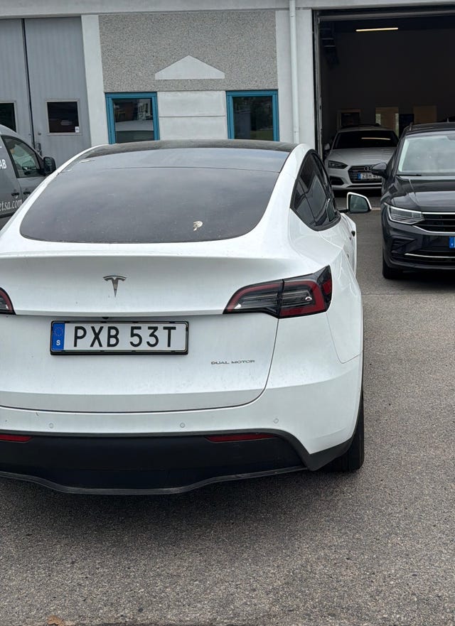 Tesla Model Y 2022