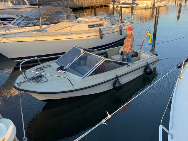 Coronet 17 Runabout i utmärkt bruksskick. Inkl ny 80km/h bro