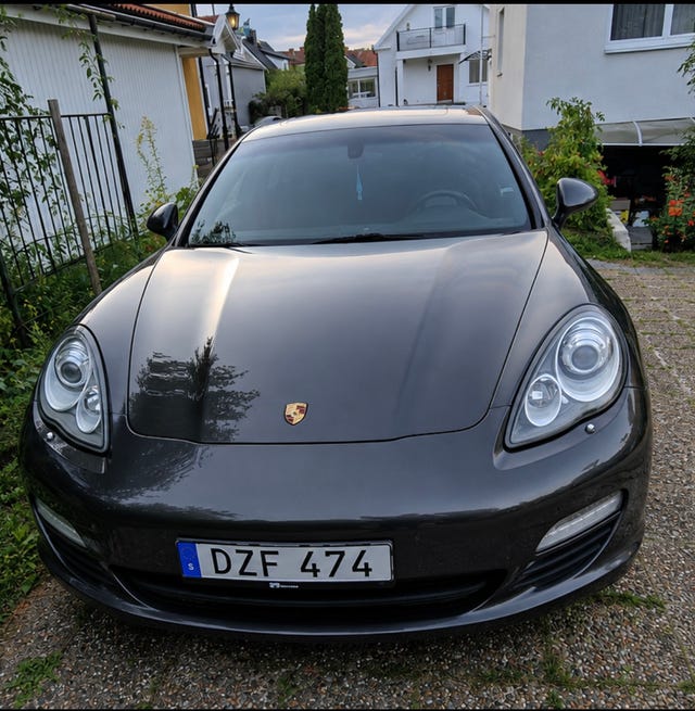 Porsche Panamera 2012