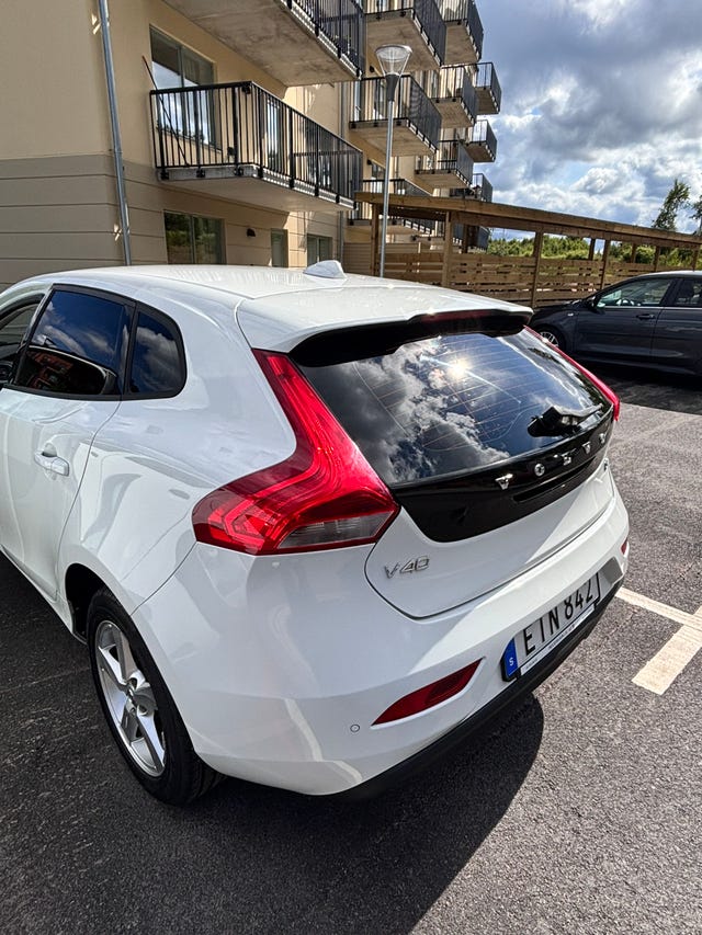Volvo V40 2017