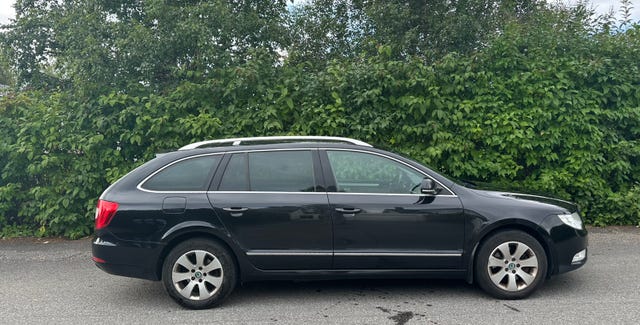 Skoda Superb 2011