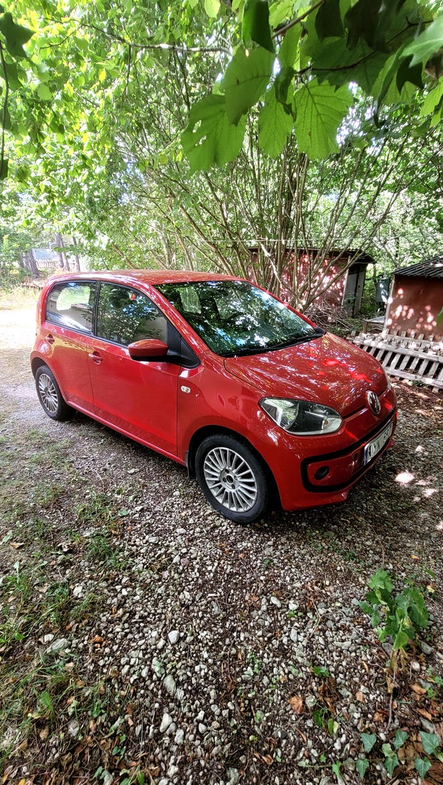 Volkswagen UP! 2014