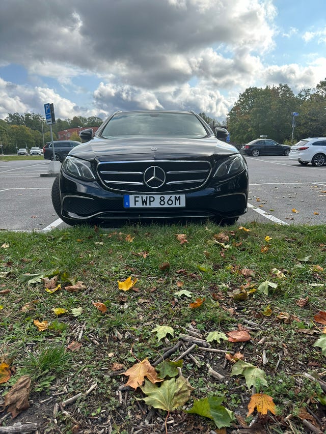 Mercedes-Benz E220 2020