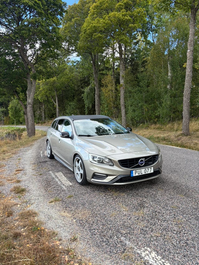 Volvo V60 2015