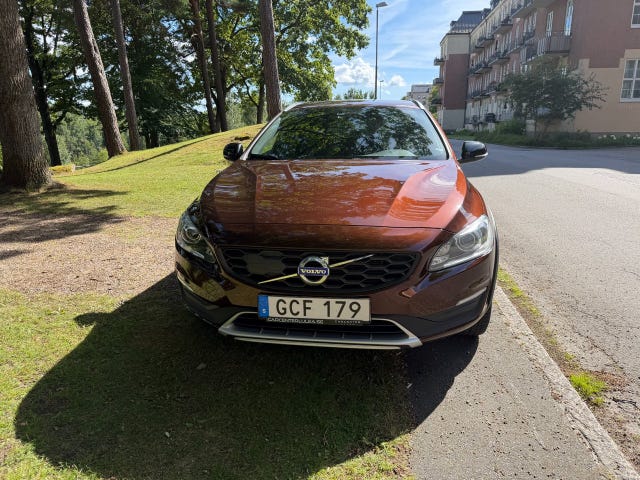 Volvo V60 Cross Country 2017 – bild 3