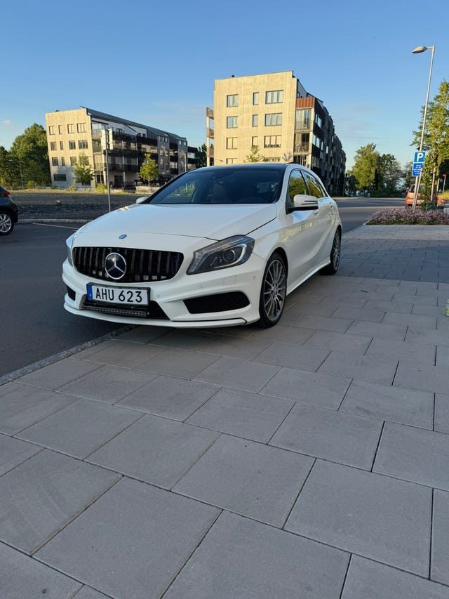 Mercedes-Benz A220 2014