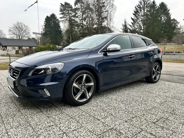 Volvo V40 2014