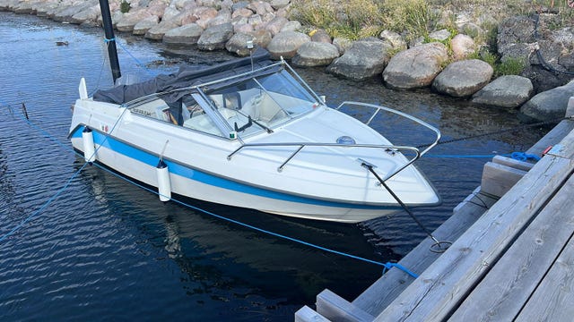Ryds 550 DC – Johnson 70 hk – Båtplats i Malmö småbåtshamn – släp