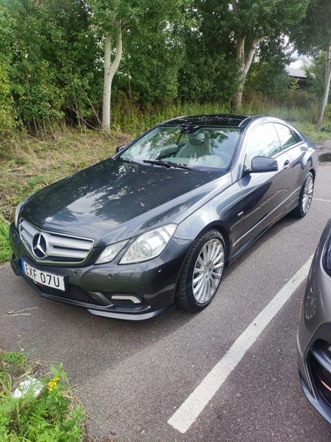 Mercedes-Benz E350 2011