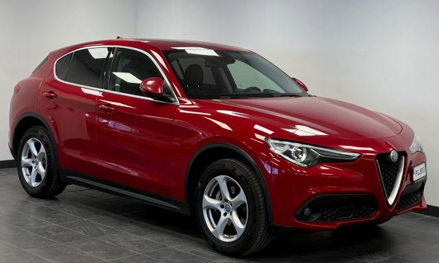 Alfa Romeo Stelvio 2017