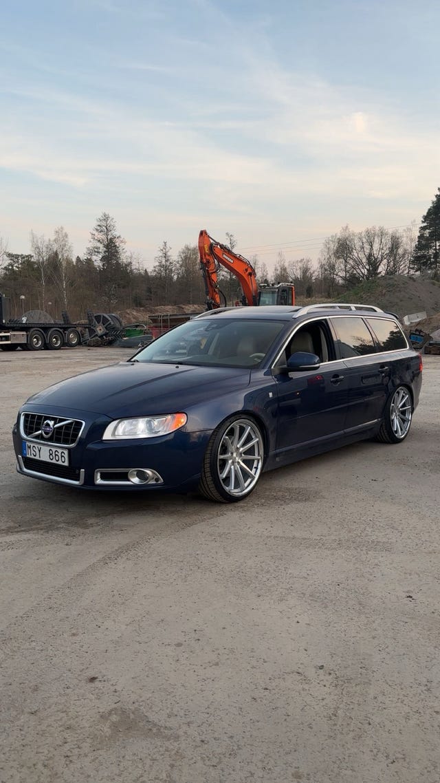 Volvo V70 2012