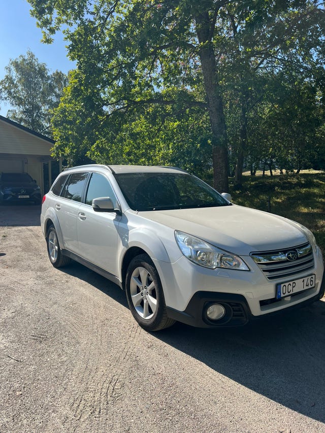 Subaru Outback 2014