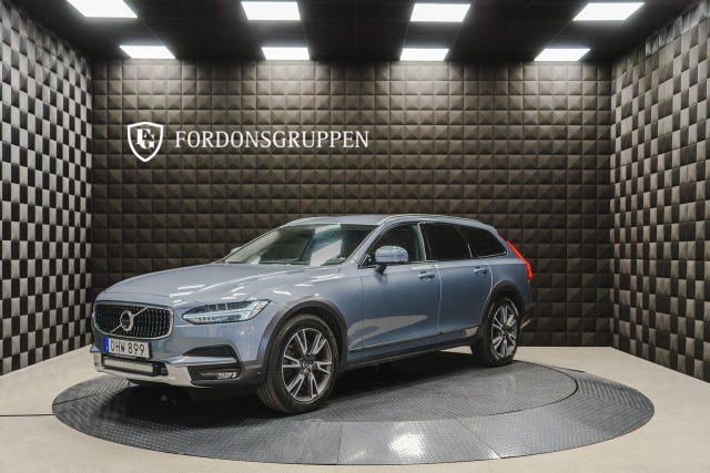 Volvo V90 Cross Country 2017