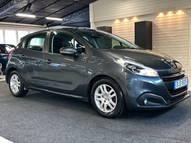 Peugeot 208 2015