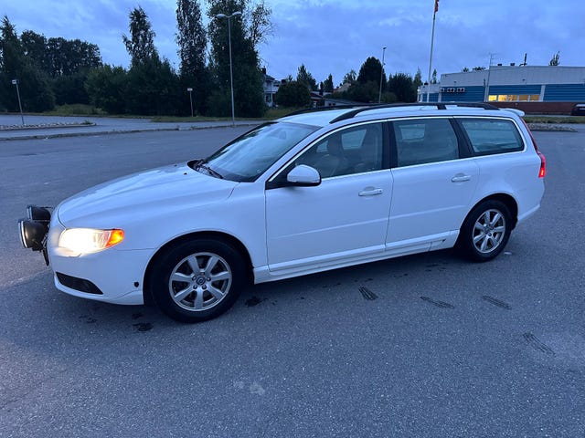 Volvo V70 2012