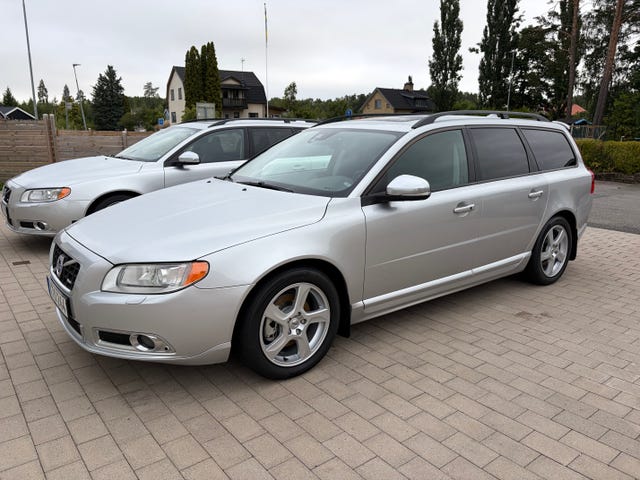 Volvo V70 2013