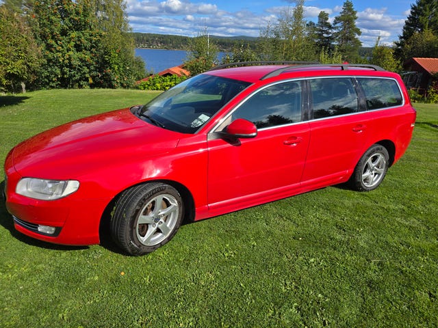 Volvo V70 2015