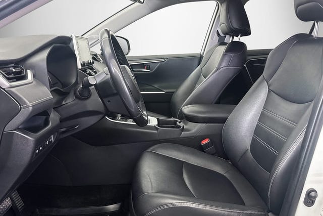 Toyota RAV4 2020 – bild 4