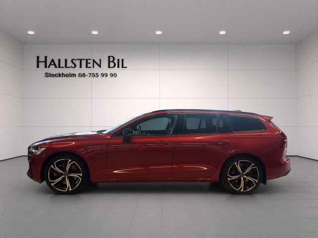 Volvo V60 2023