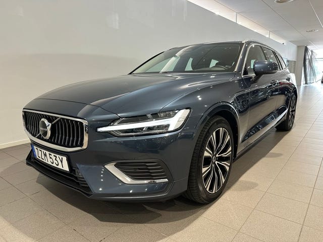 Volvo V60 2025
