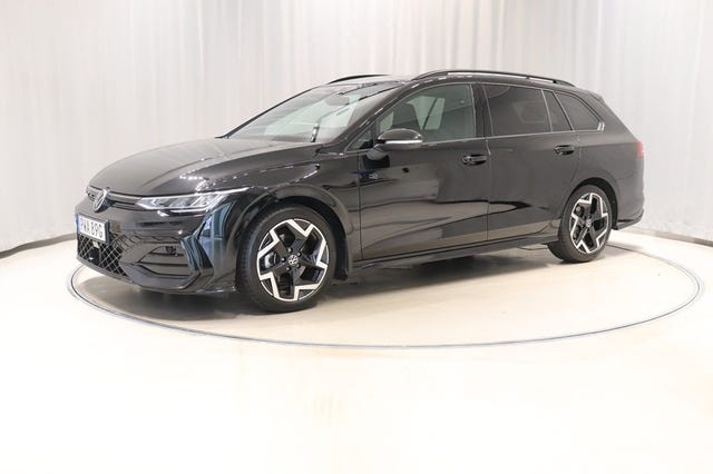 Volkswagen Golf I 2025