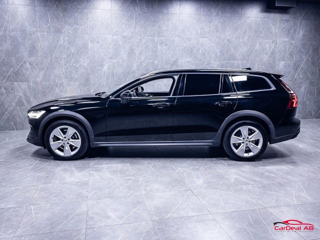 Volvo V60 Cross Country 2020 – bild 4