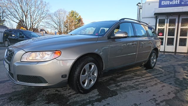 Volvo V70 2010