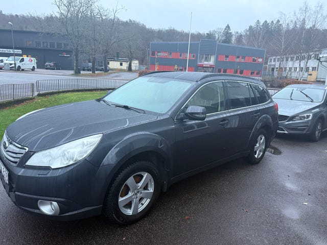 Subaru Outback 2010