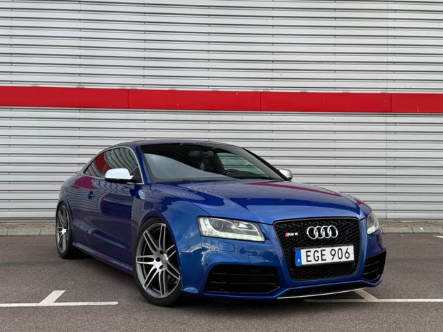 Audi RS5 2011