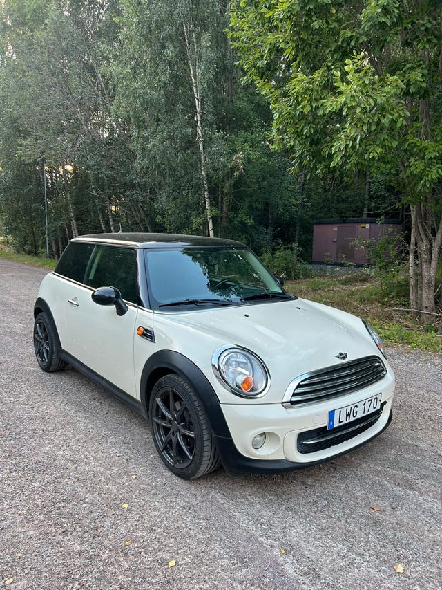 MINI Cooper 2012