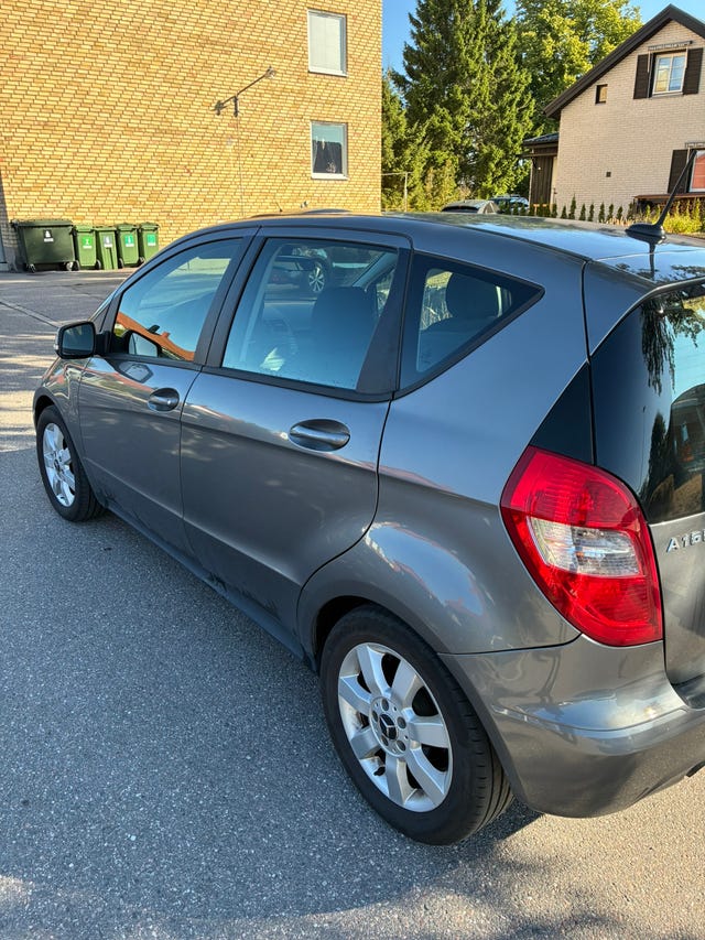 Mercedes-Benz A160 2010