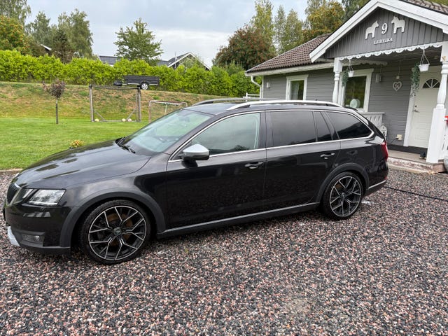 Skoda Octavia Scout 2020
