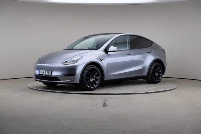 Tesla Model Y 2024