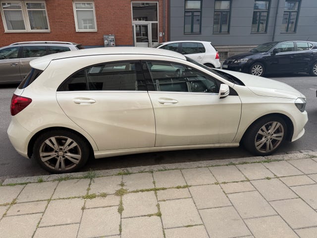 Mercedes-Benz A180 2017