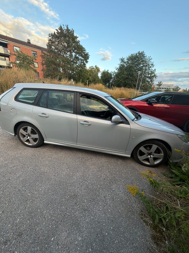 Saab 9-3 2010