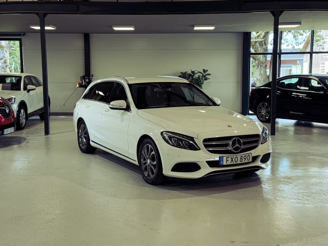 Mercedes-Benz C220 2015