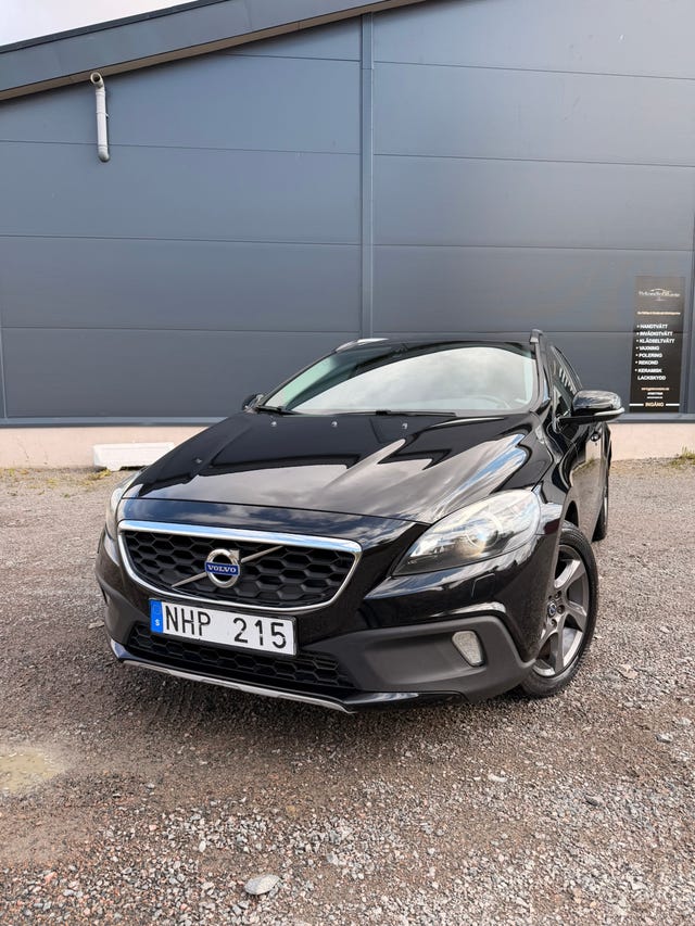 Volvo V40 Cross Country 2014