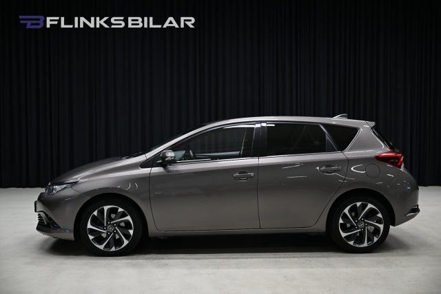 Toyota Auris 2016