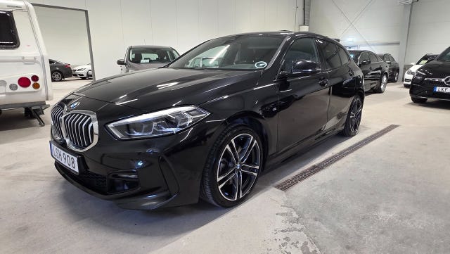 BMW 118i 2021