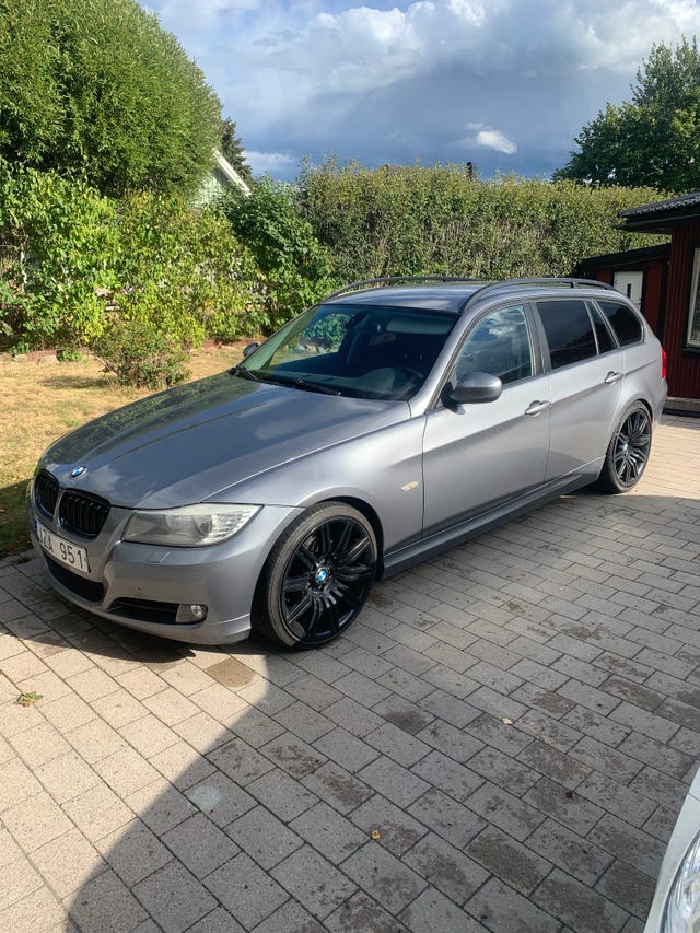 BMW 320d 2010