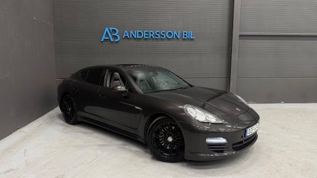 Porsche Panamera 2012