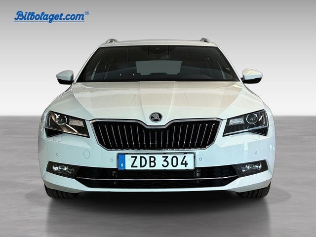 Skoda Superb 2018 – bild 3