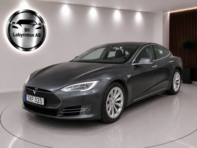 Tesla Model S 2015
