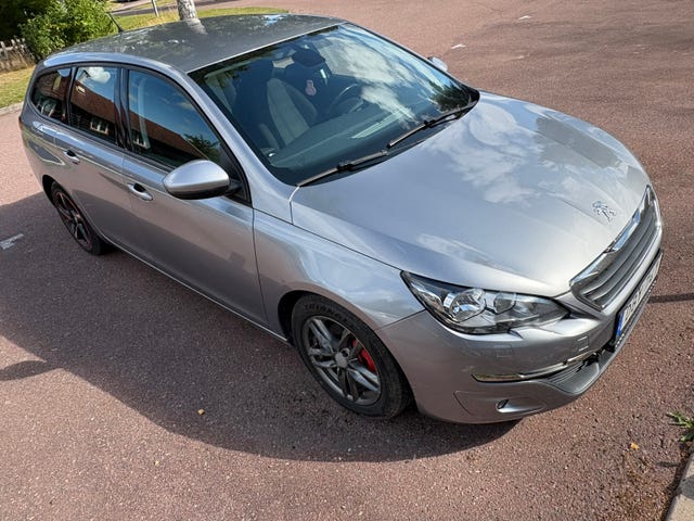 Peugeot 308 SW 2015