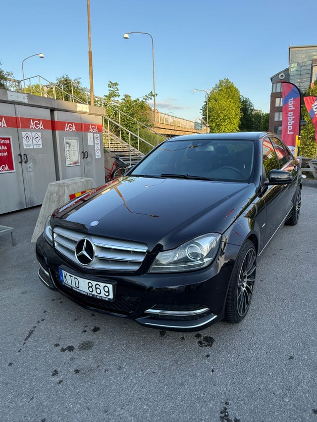 Mercedes-Benz C220 2012