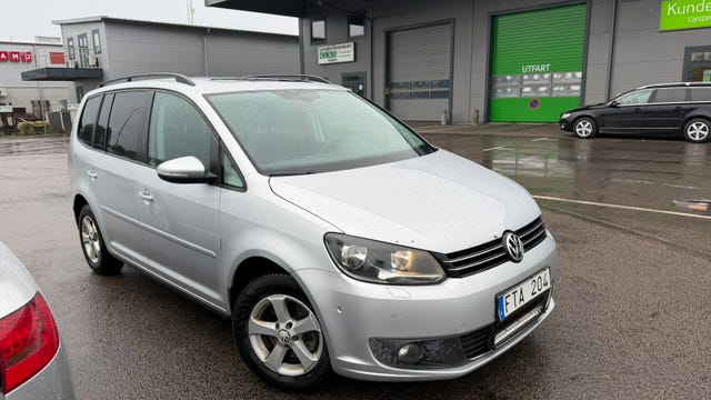 Volkswagen Touran 2011