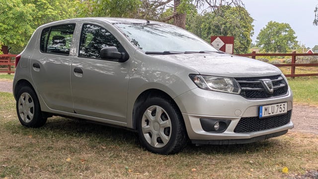 Dacia Sandero 2015